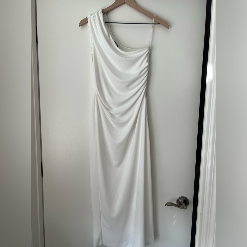 NWT. Zara White Knit Fabric Midi Dress with Asymmetric Neckline. Size L